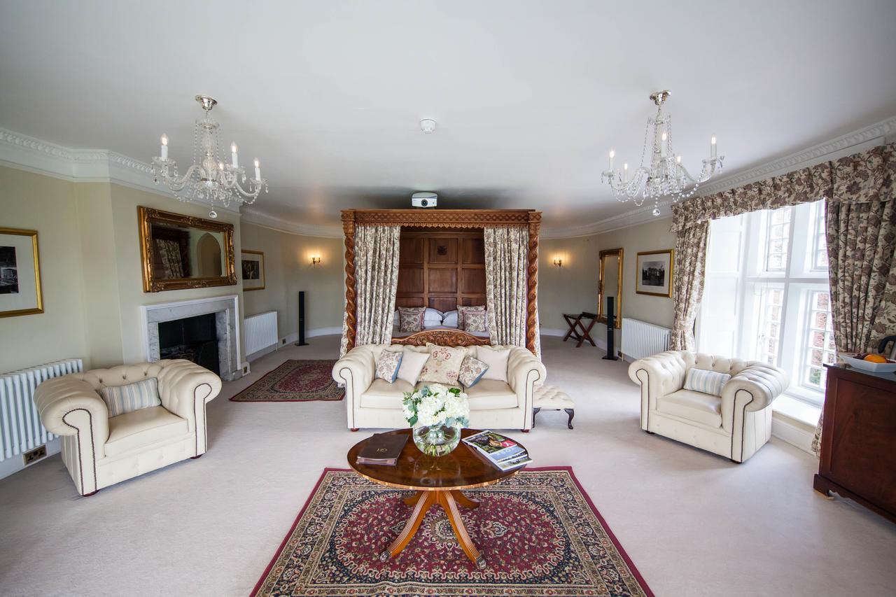 Goldsborough Hall Hotel 5*