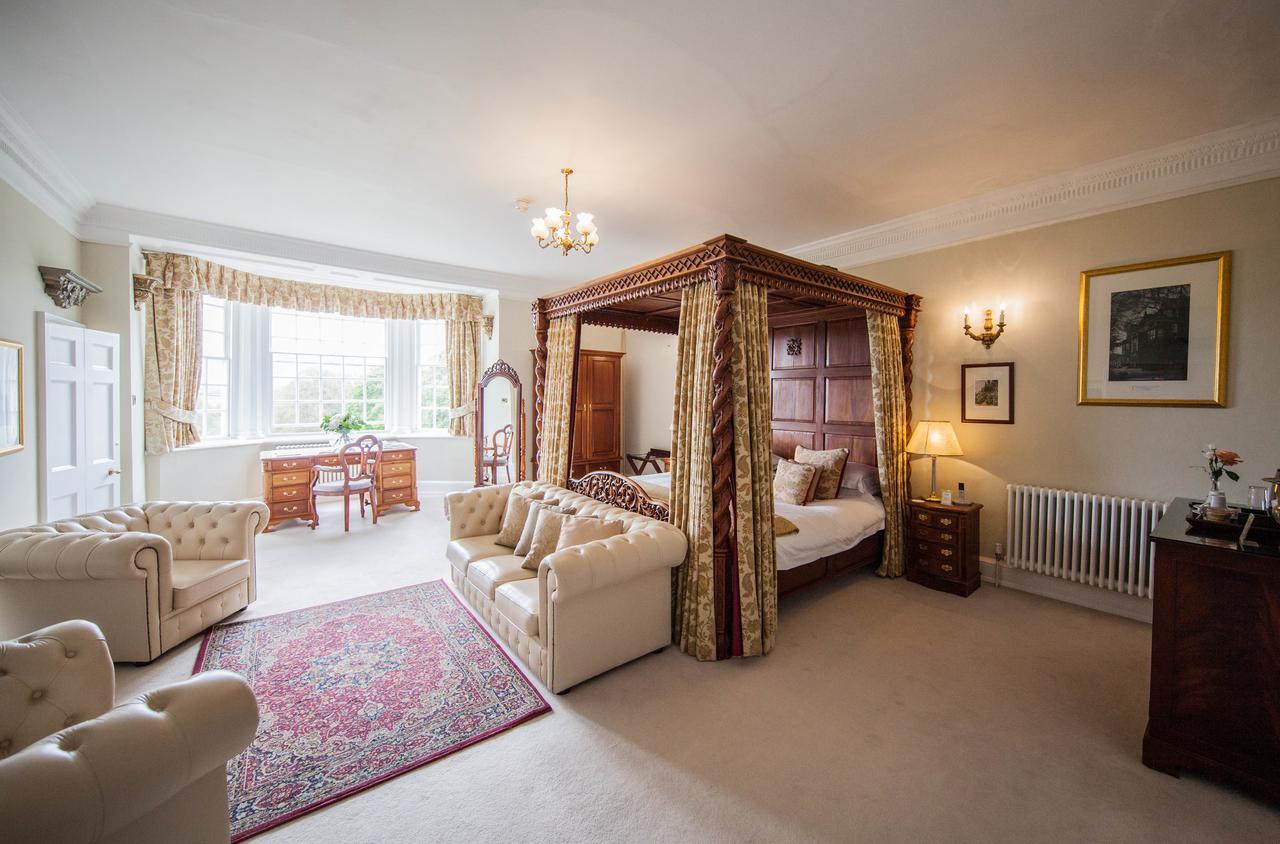 Goldsborough Hall 5*